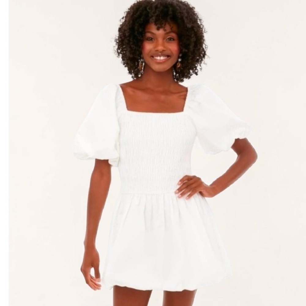 Hyacinth House Catarina Smocked Mini Dress Puff Sleeve Bubble Hem White Womens M